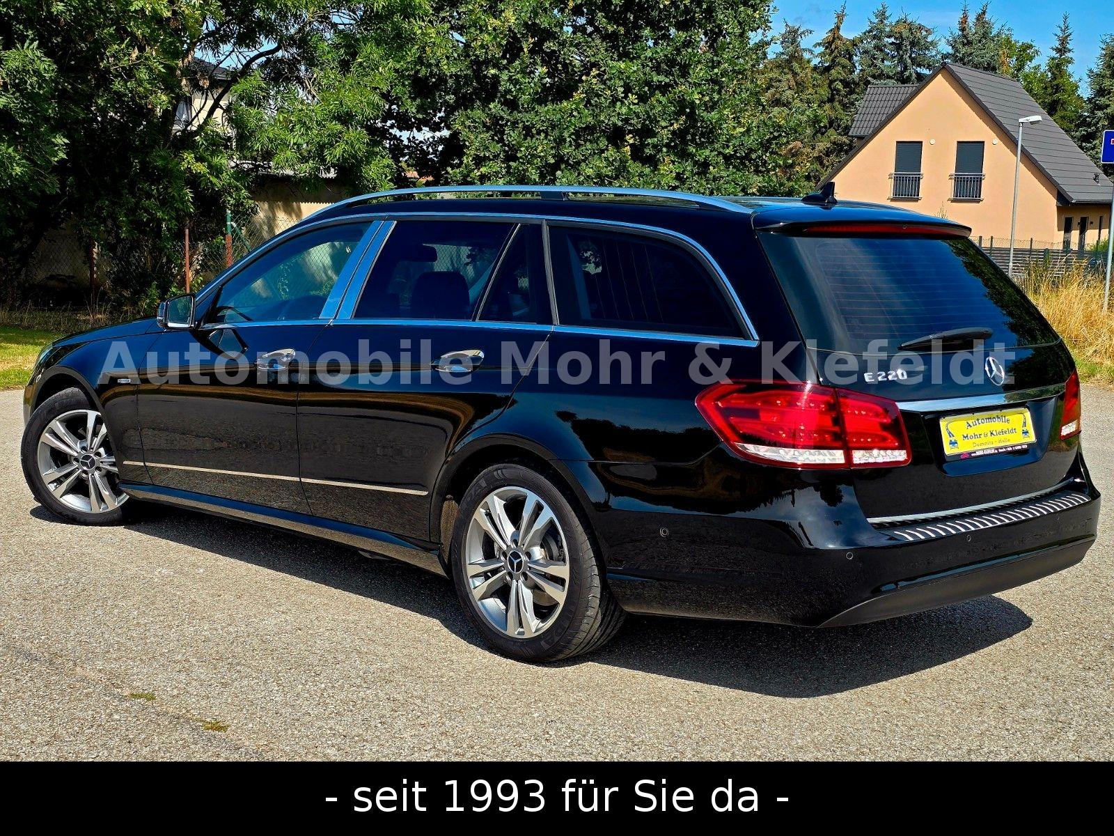 Mercedes-Benz E 220 T BlueTec BlueEfficiency Edition 9G-TRONIC