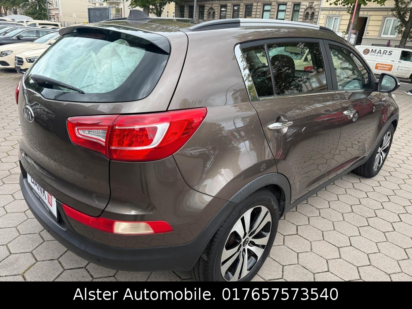Kia Sportage Spirit 4WD,Automatik,Panorama,leder,Nav