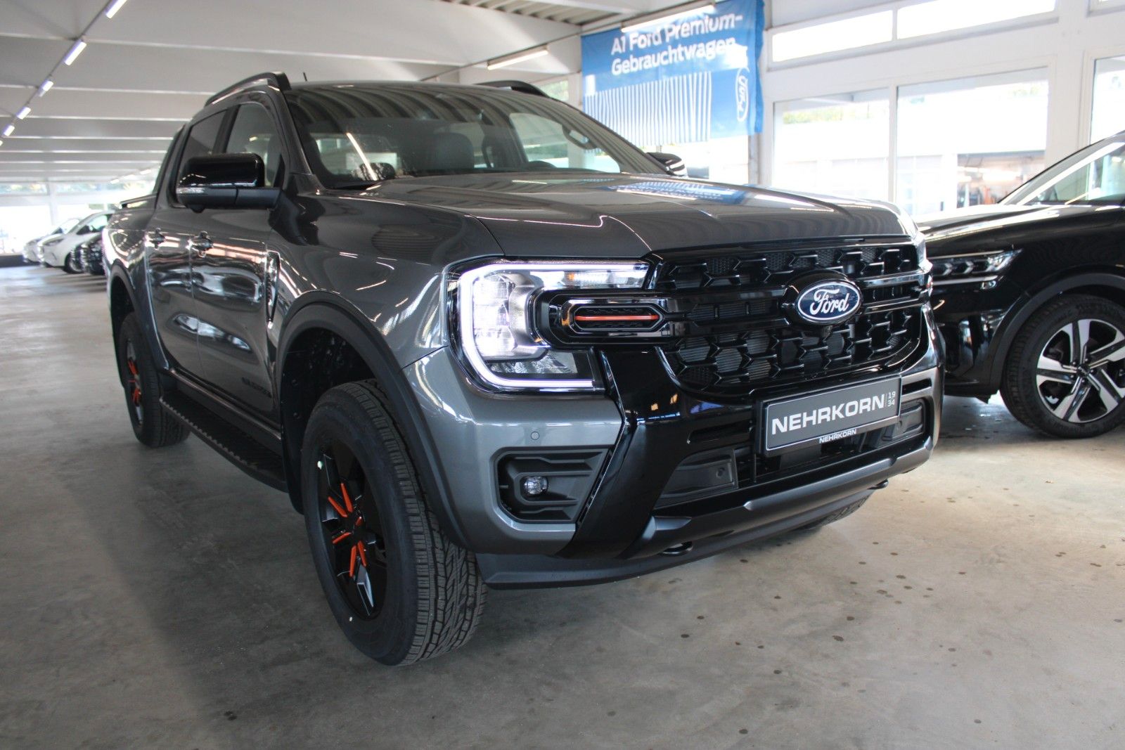 Fahrzeugabbildung Ford Ranger PHEV Wildtrak AHK ROLLO B&O ACC 360°