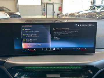 BMW 318i  Touring *Parkass.*Led*elek. Heck*