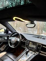 Porsche Panamera Turbo  - Porsche Panamera aus 2010: Turbo