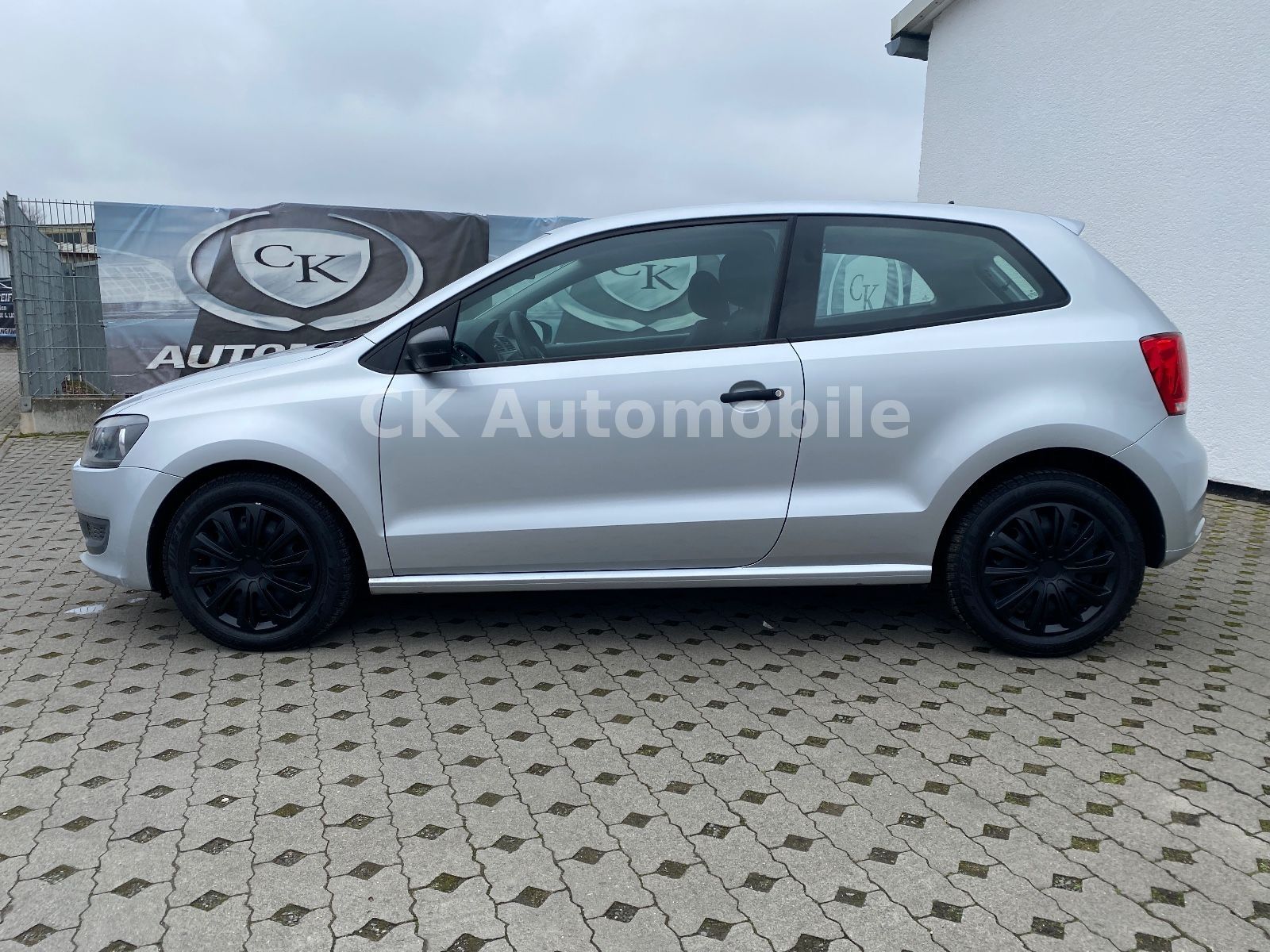 Fahrzeugabbildung Volkswagen Polo V 1.2 Trendline 3-trg./Klimaanlage