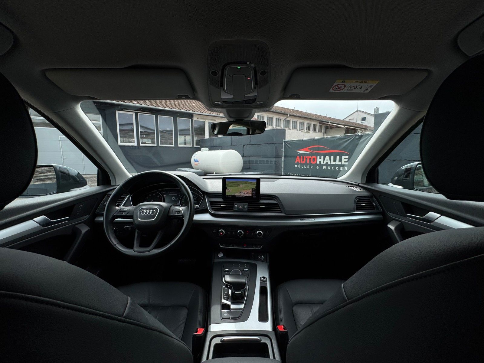 Fahrzeugabbildung Audi Q5 2.0 TFSI quattro basis Leder Kamera SHZ ACC