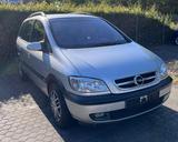 Opel Zafira 1.8 *7 Sitzer *Tüv Neu  - Opel Zafira Gebrauchtwagen in Oldenburg