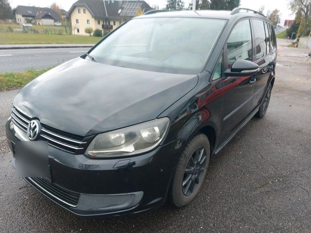 Volkswagen Touran 1.6 Tdi Parkpilot