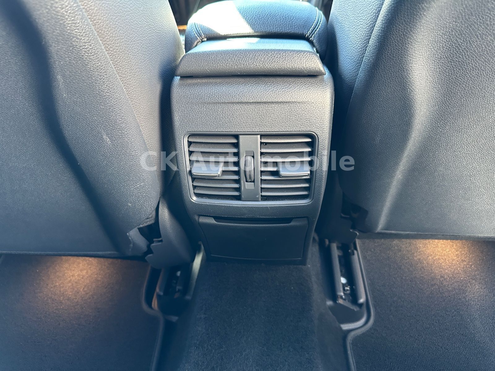 Fahrzeugabbildung Mercedes-Benz CLA220d Shooting Brake Peak Edition/Navi/LED/Kam
