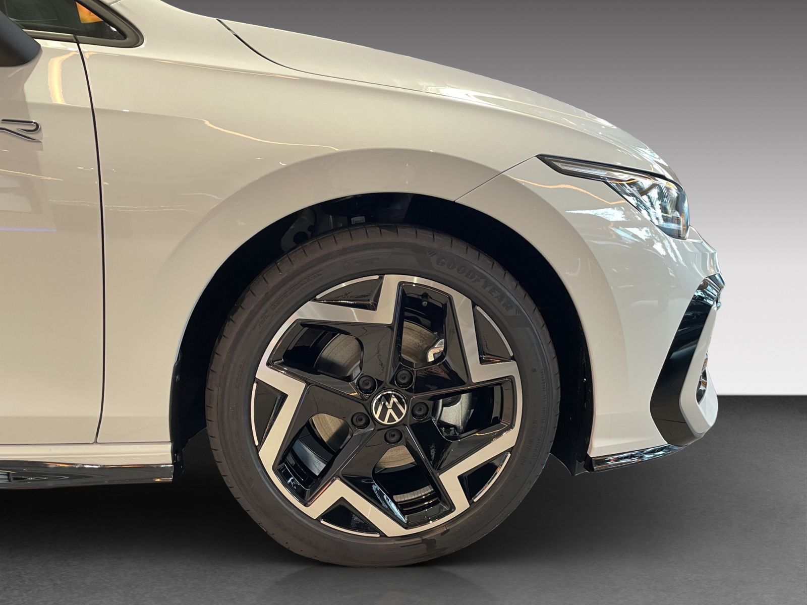 Volkswagen Golf - Bild 7