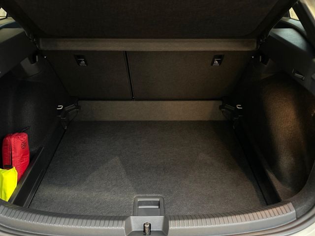 Taigo MOVE 1,0 l TSI DSG AHK-abnehmbar Apple Car