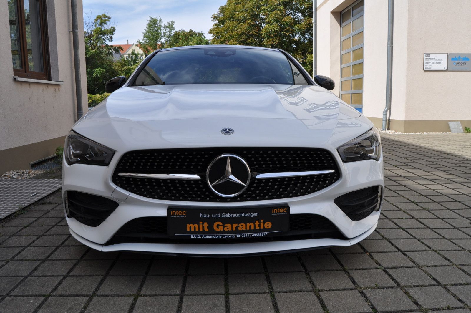 Mercedes-Benz CLA 180 AMG MBUX Panorma LED Night Paket foto 2