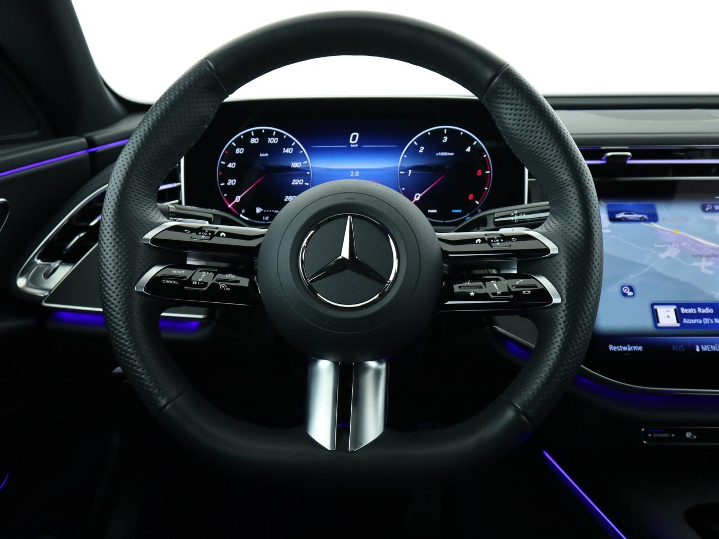 Mercedes-Benz E 220 d AMG Advanced*LED*AHK*Night*Distronic*Kam
