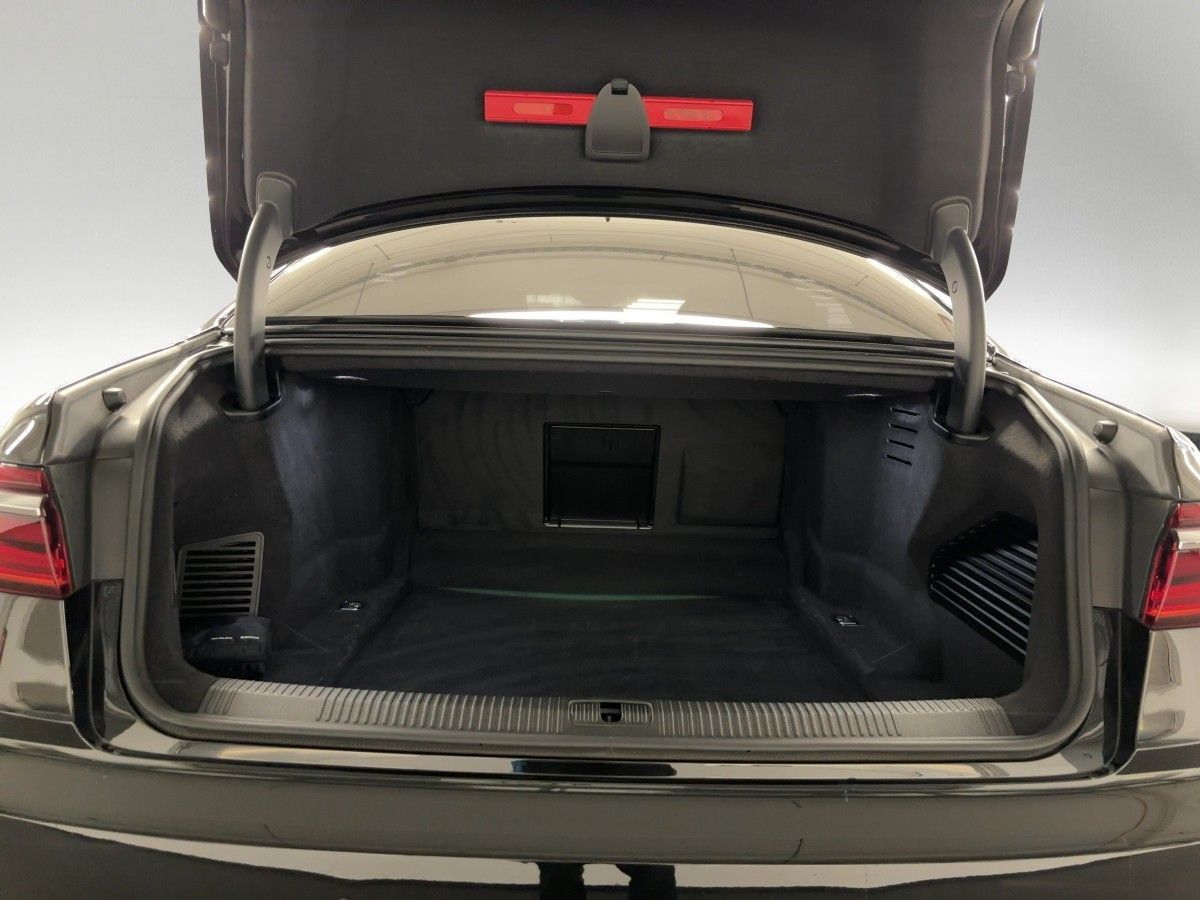 Audi A8 - Bild 9