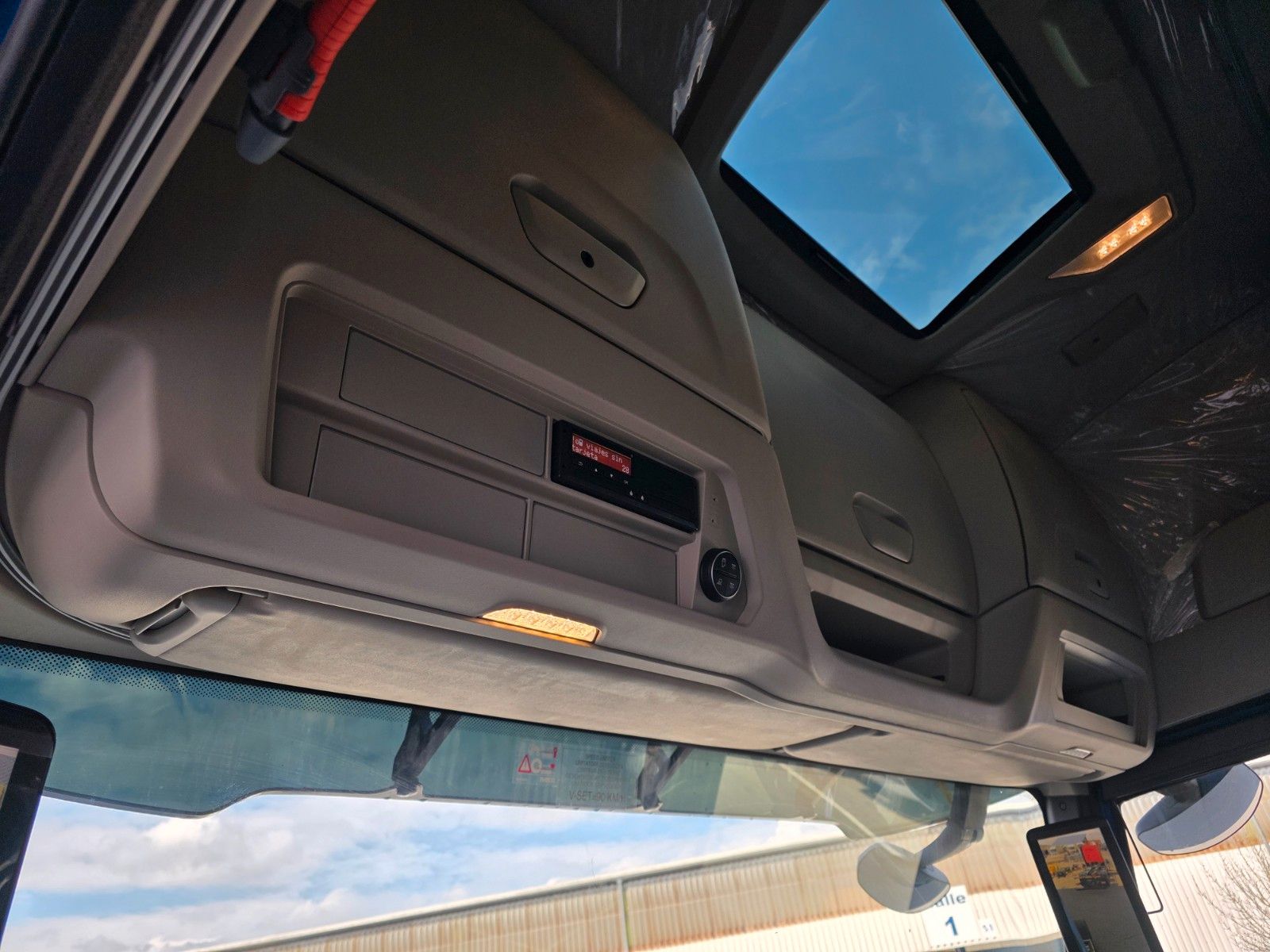 Fahrzeugabbildung Iveco S-Way AS440S50T/P Standklima+Heizung LED