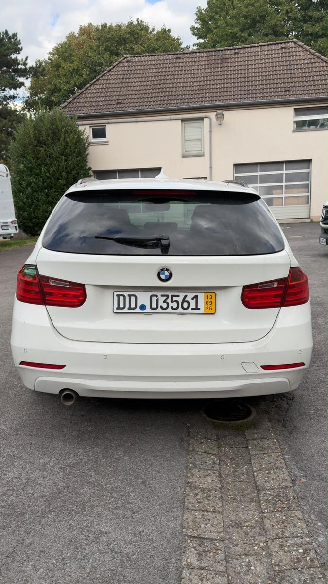 BMW 316 2015 — rear view
