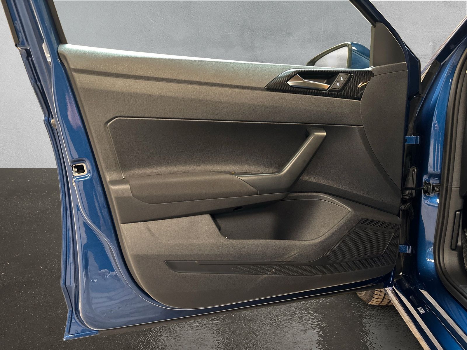 Fahrzeugabbildung Volkswagen Polo 1.0 TSI Life LED PDC AppConnect