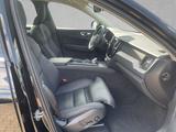 Volvo XC60 B4 AWD Diesel+ 20 Zoll + AHK+Standheizung - Volvo: B 20