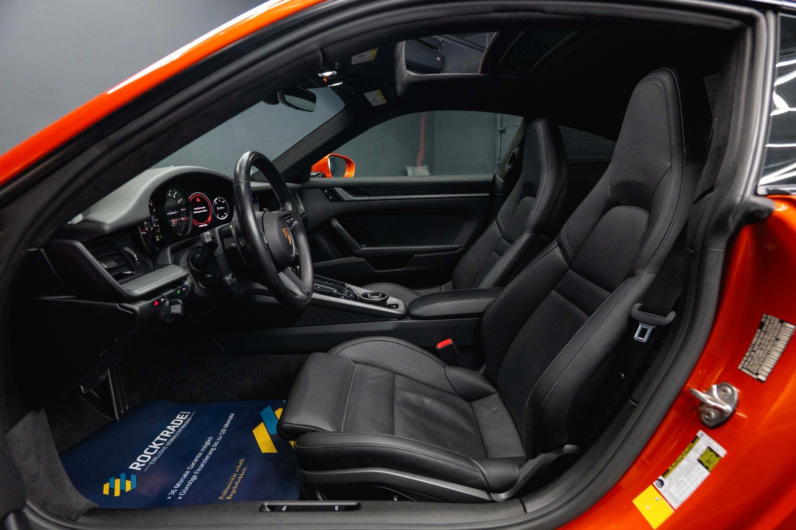 Fahrzeugabbildung Porsche 992 911 Carrera 4 S TECHART AKRAPOVIC 111 Punkte