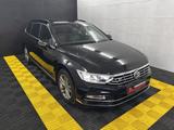 Volkswagen Passat R-Line+Massage+Keyless+Leder+LED+Kamera - Volkswagen Passat: Schwarz, Kombi