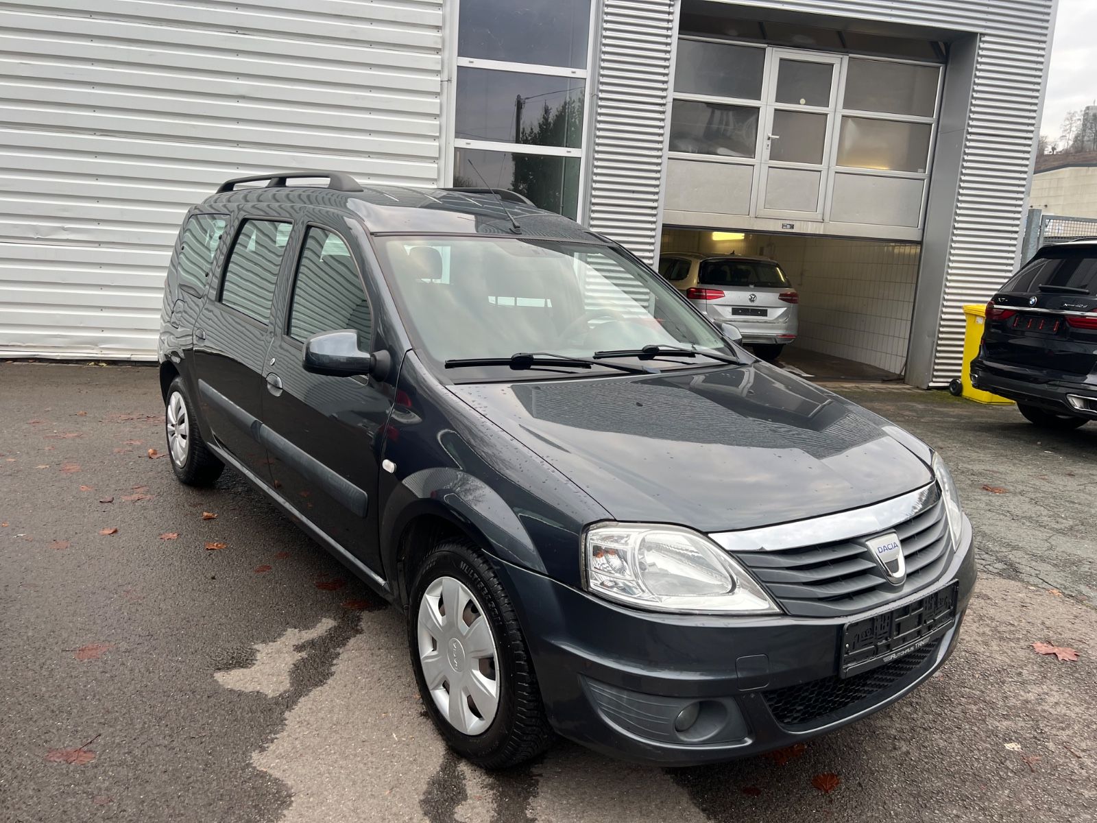 Fahrzeugabbildung Dacia Logan MCV Kombi Laureate * 7.SITZE *TÜV NEU*