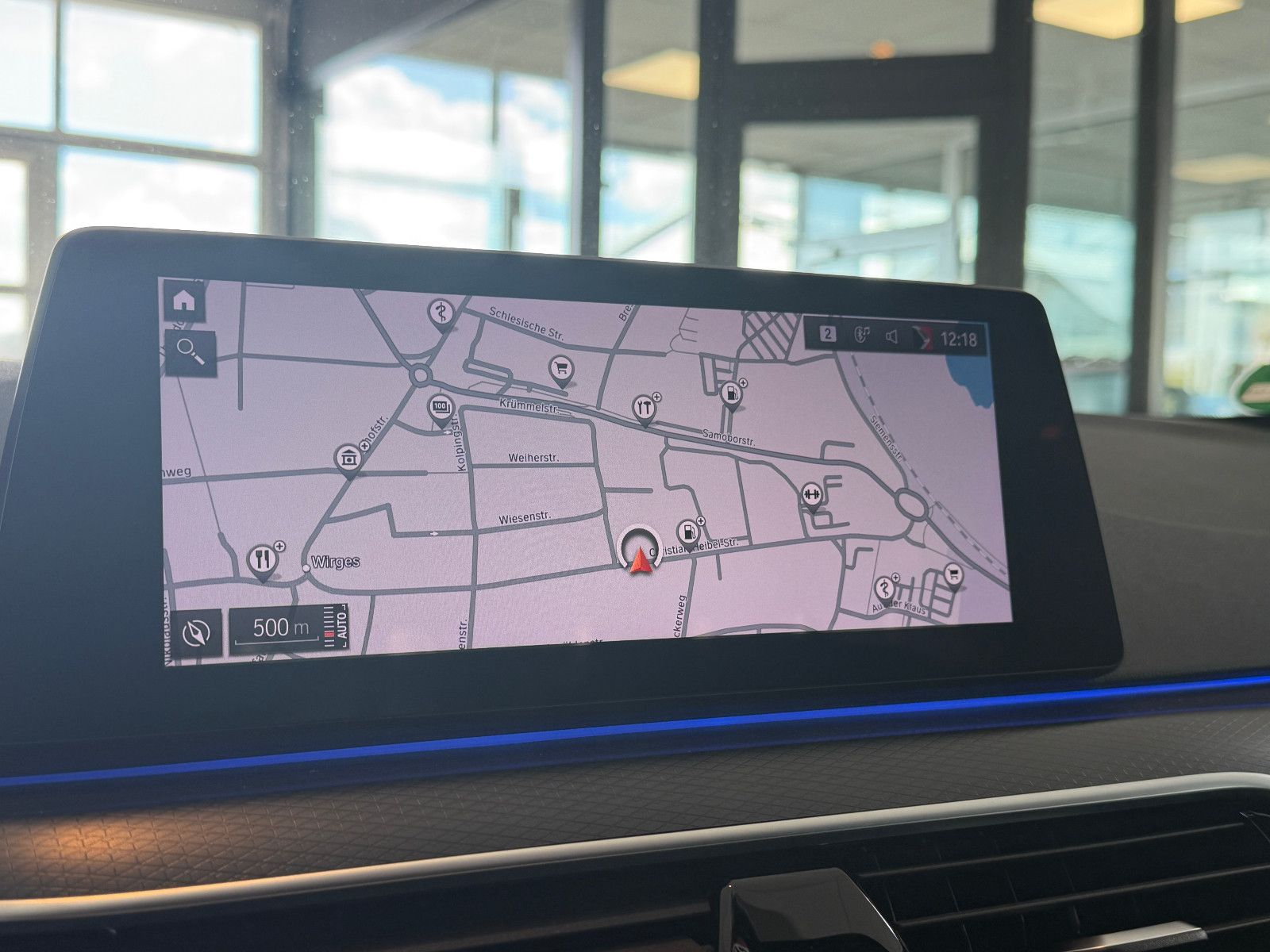 Fahrzeugabbildung BMW 530 d XDriveM Sport/M-PAKET/HARMAN-KARDON/AMBIE