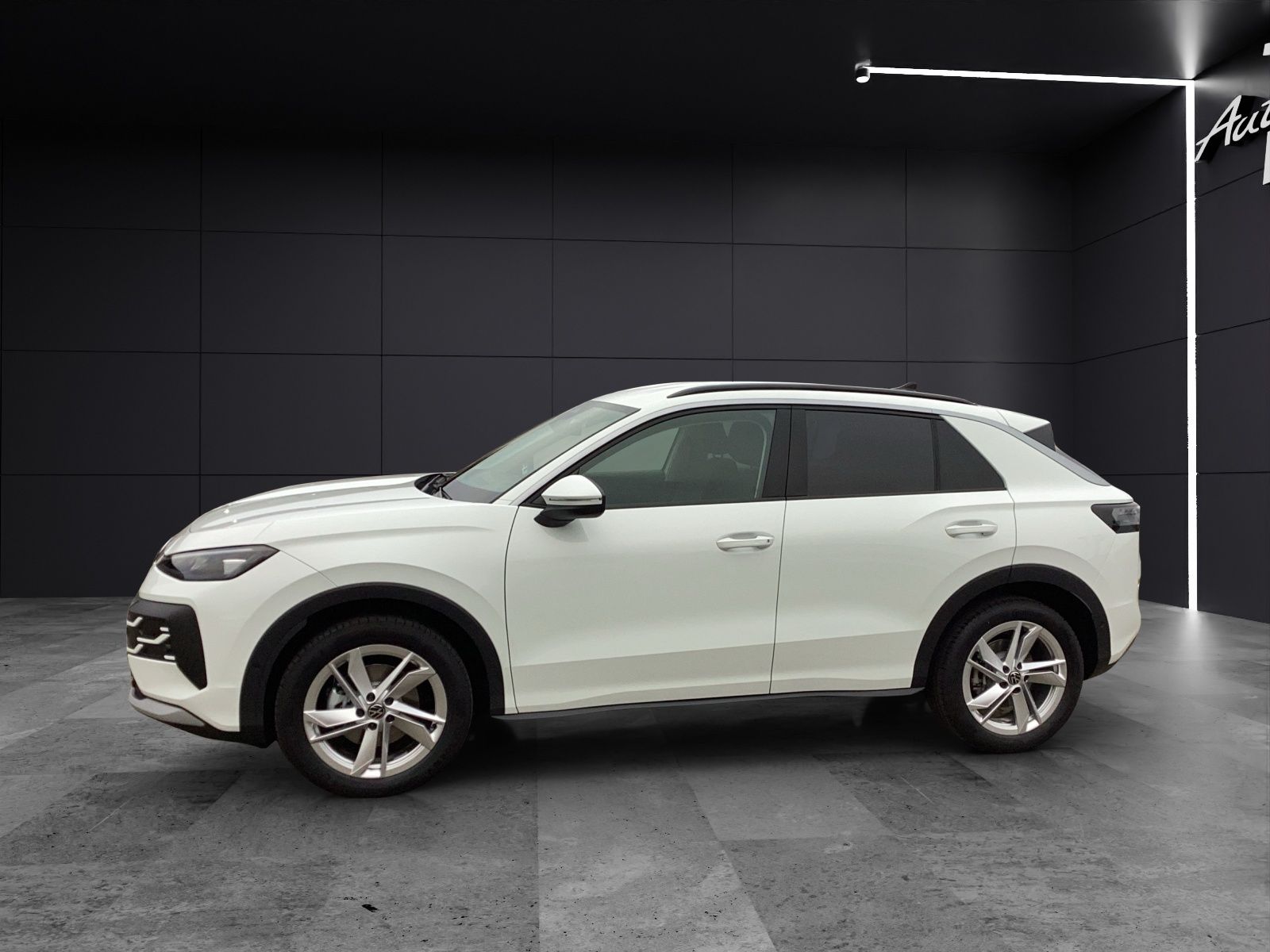 Fahrzeugabbildung Volkswagen T-Roc Life eTSI DSG LED+ ACC SH RearView Ambient