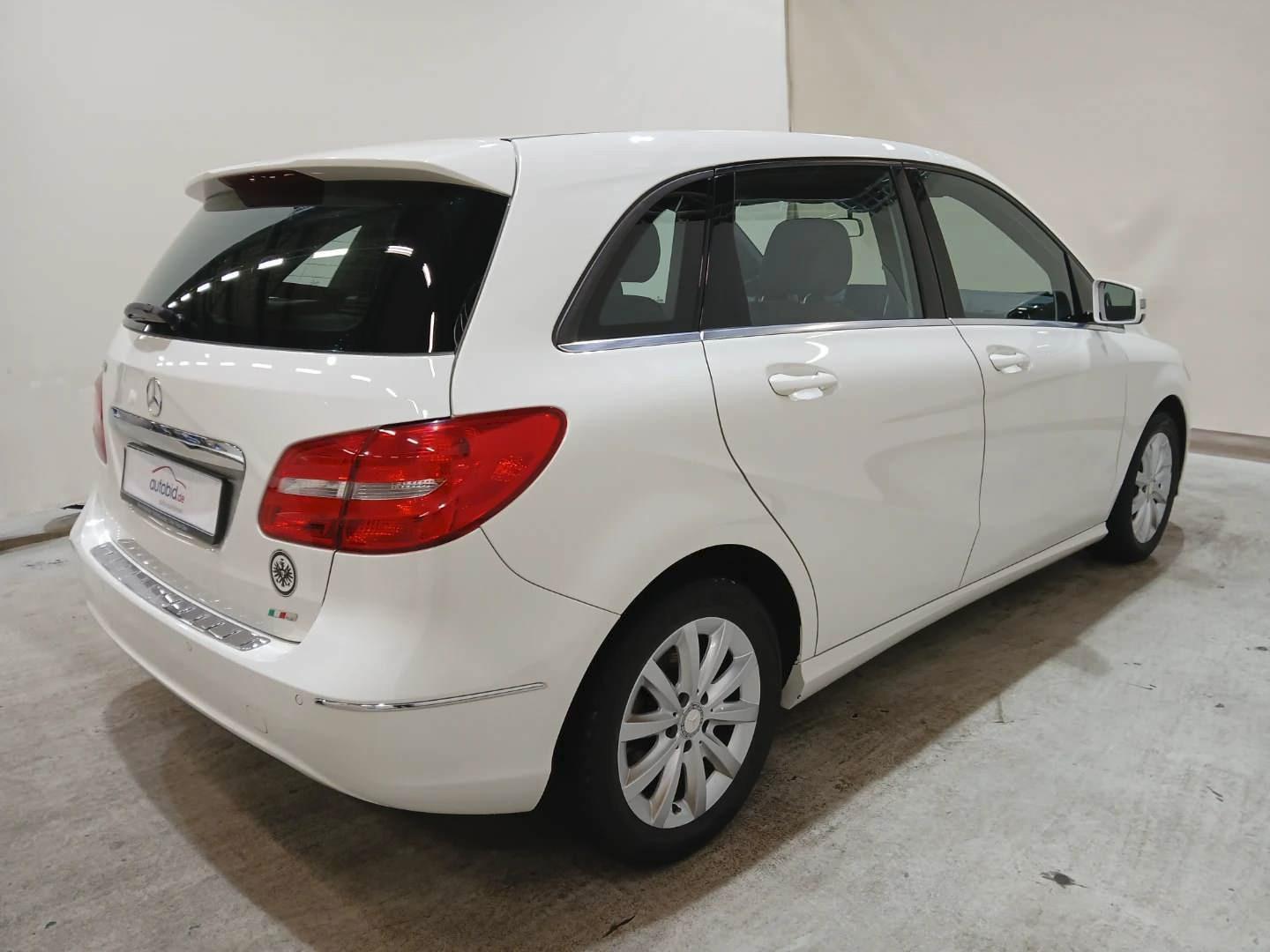 Mercedes-Benz B 180 EXKLUSIVE LEDER