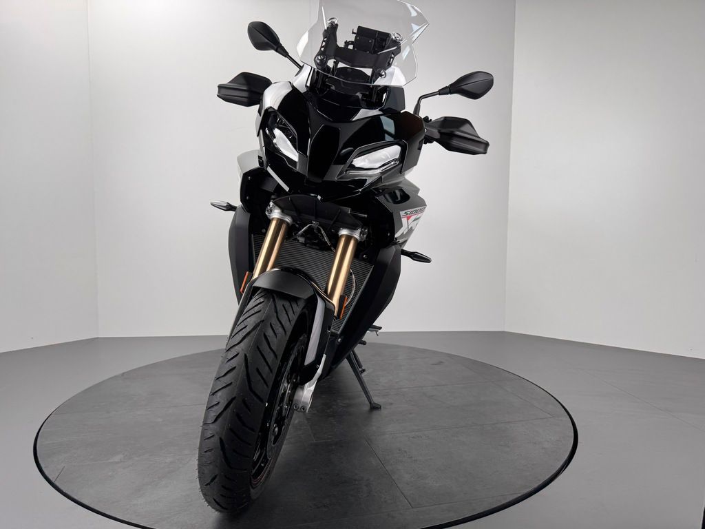 Fahrzeugabbildung BMW S 1000 XR *4 KILOMETER *TRIPLE BLACK