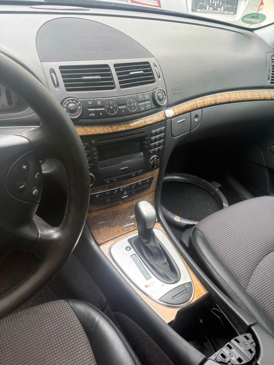 Mercedes-Benz E 220 E -Klasse T-Modell E 220 T CDI