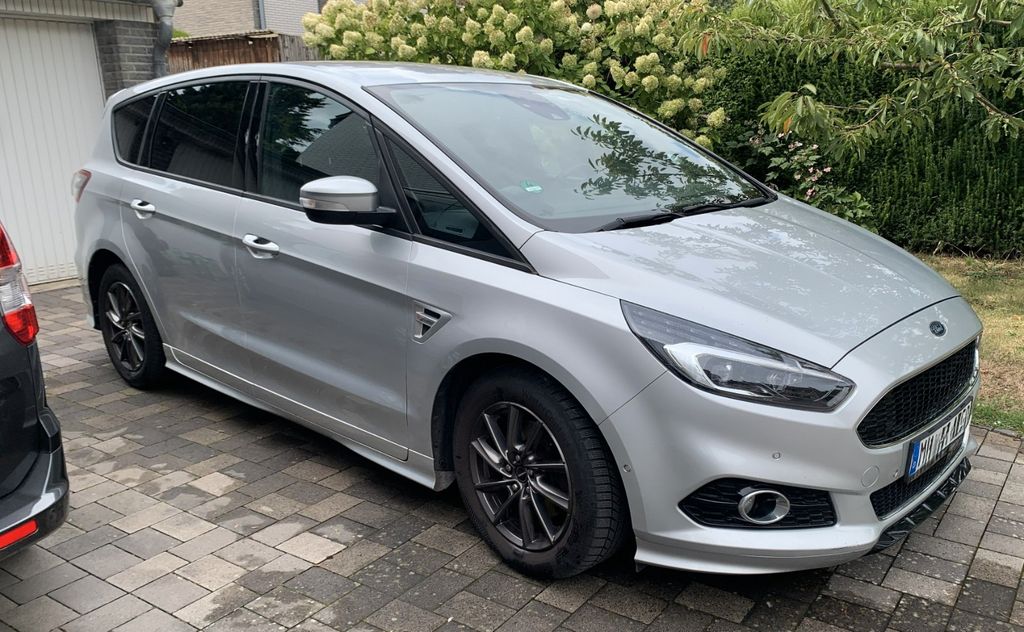 Image of Ford S-Max