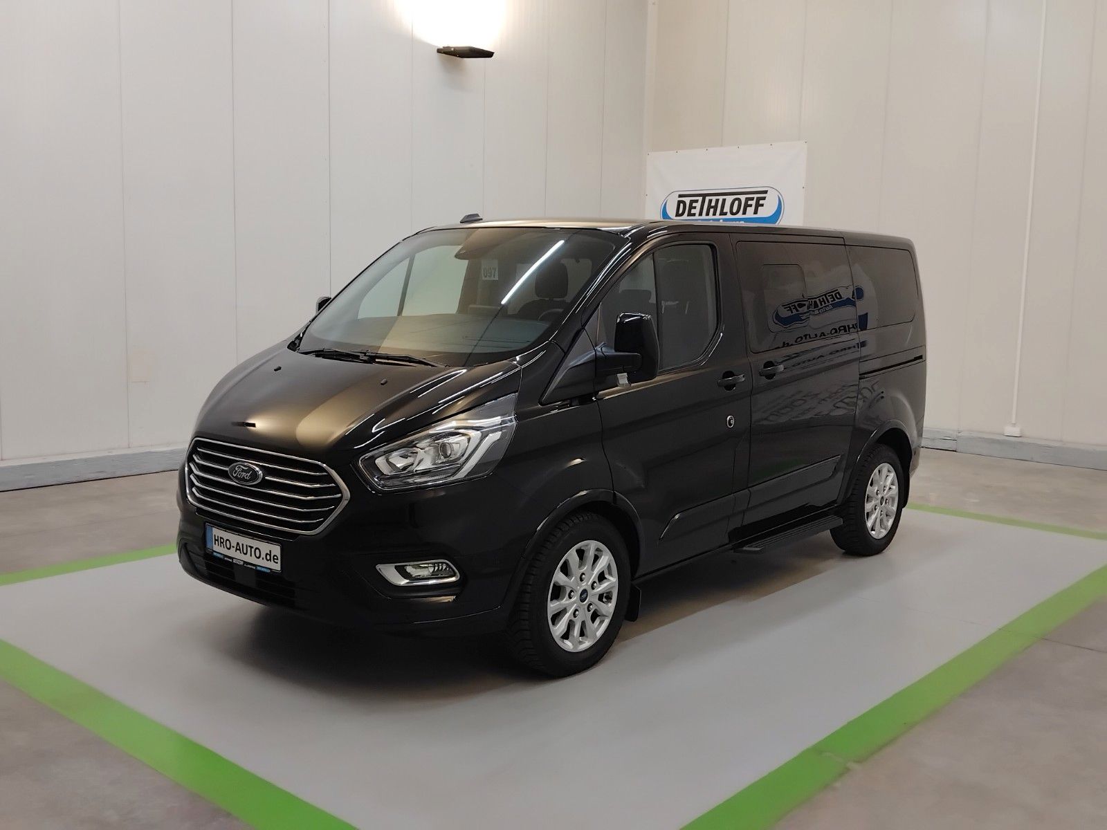 Ford Tourneo Custom (06/2026, Diesel)