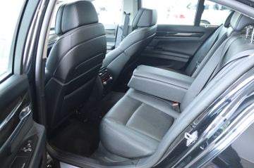 BMW 740d xDrive  HEAD UP+ACC+GSD