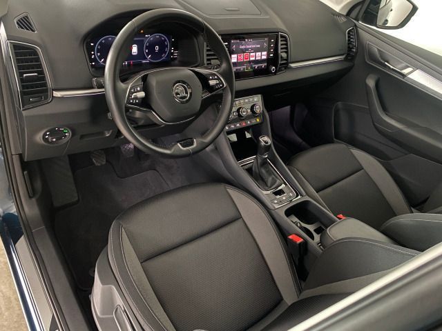 Karoq Tour 1.0 TSI NAVI+STANDHZ+LED+ACC