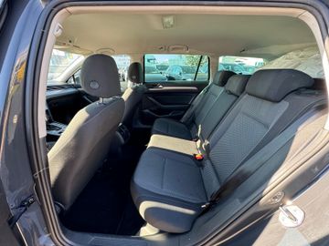 Volkswagen Passat Variant - 10