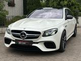 Mercedes-Benz E 63 S AMG 4Matic T-Model/AMG PERFORM/612PS/PANO - gebrauchte Mercedes-Benz E 63 AMG aus dem Jahr 2019