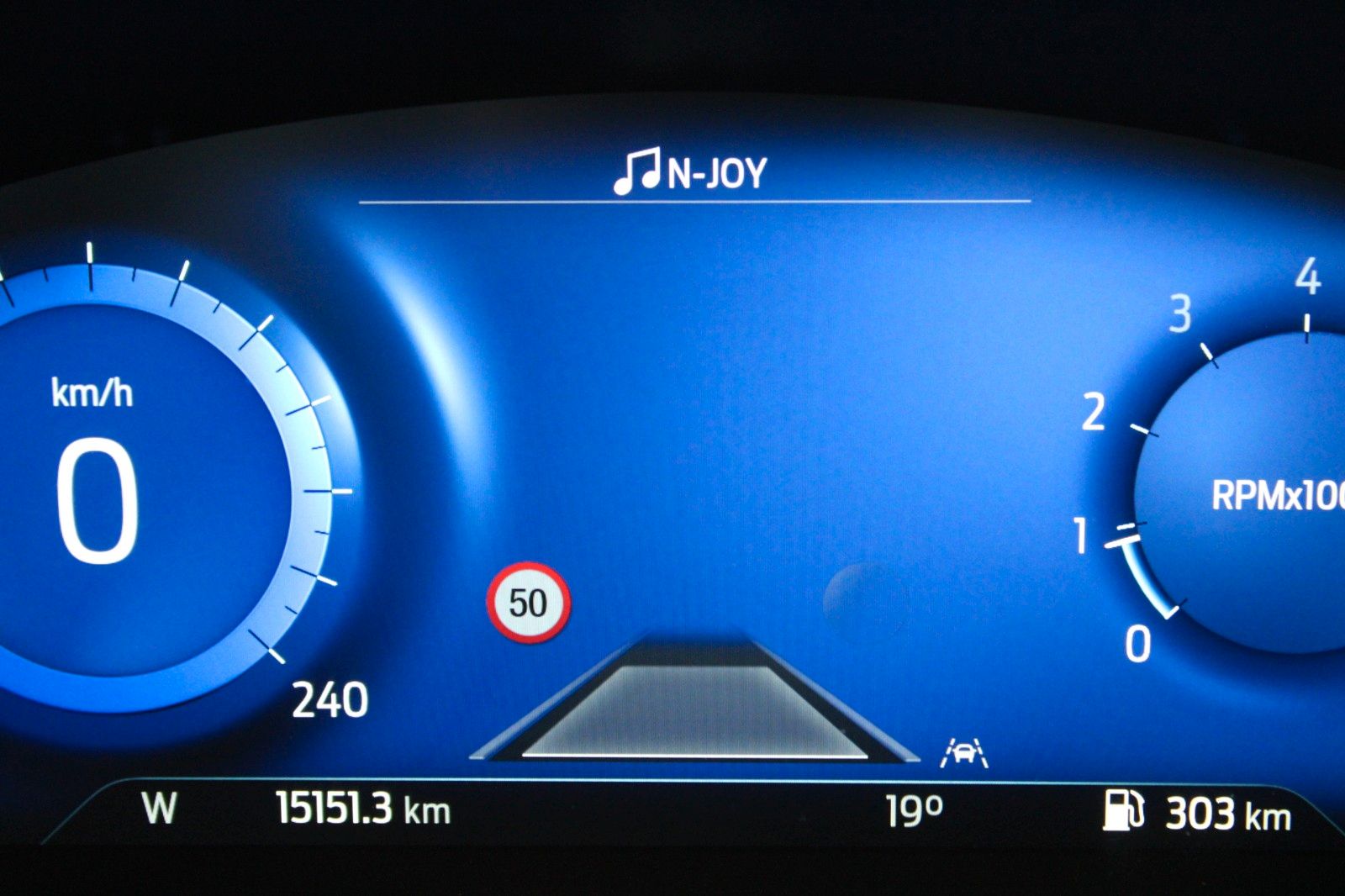Fahrzeugabbildung Ford Kuga ST-Line X LED B&O HUD ACC WinterPaket Panod
