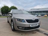 Skoda Octavia 2.0 TDI Aut.Laurin & Klement Voll Euro 6 - Skoda: Klement Laurin
