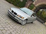 BMW 330d 3 E46|1.Hand-Sammler-Xenon-BMWSCHECKHEF - BMW 330: E46 330d