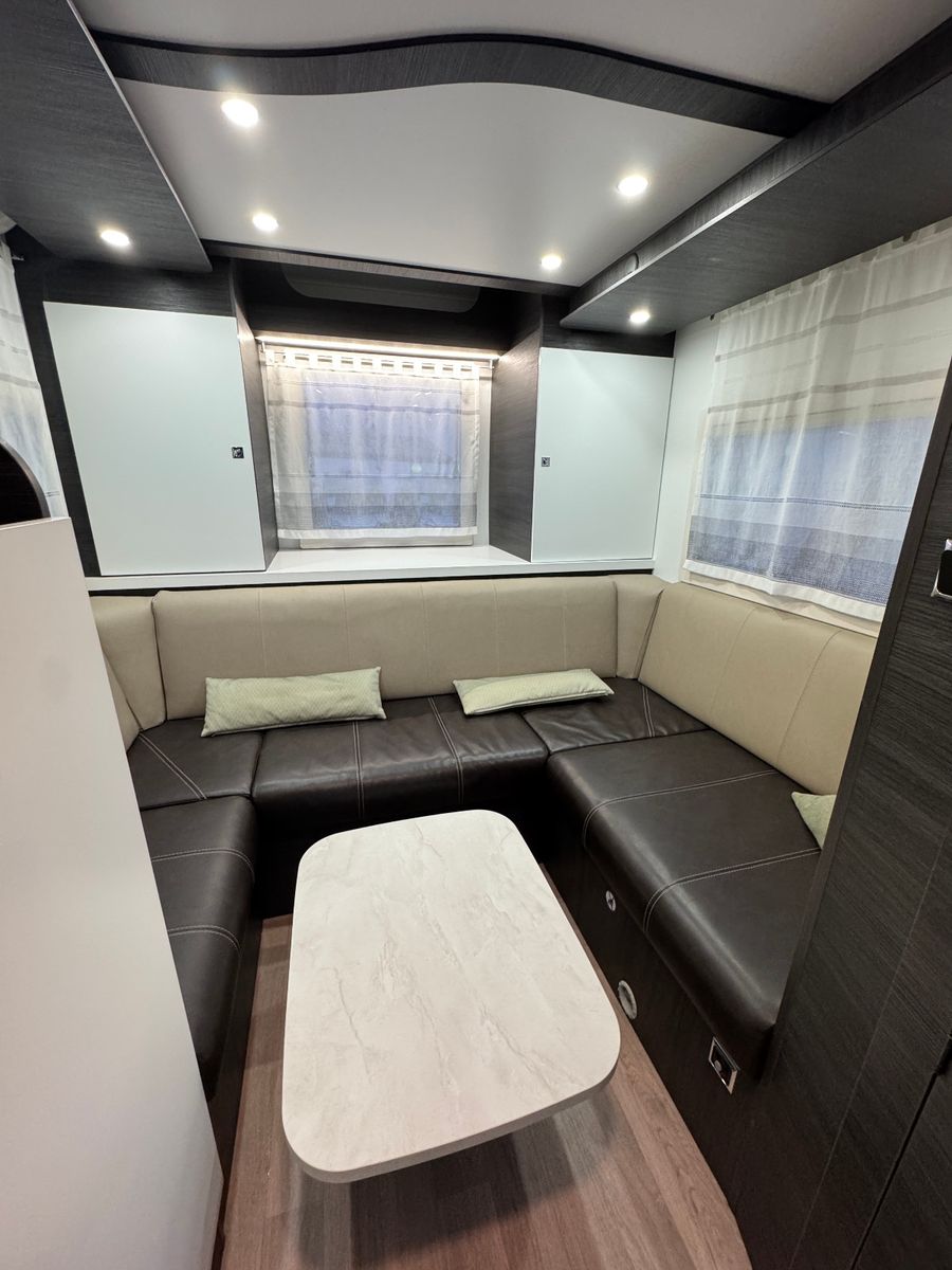 Fahrzeugabbildung Benimar Mileo M282 LOUNGE LUFTFEDERUNG SOLAR TV SAT AHK