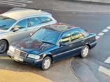 Mercedes-Benz C 180 ELEGANCE Elegance - gebrauchte Mercedes-Benz C 180 aus dem Jahr 1993