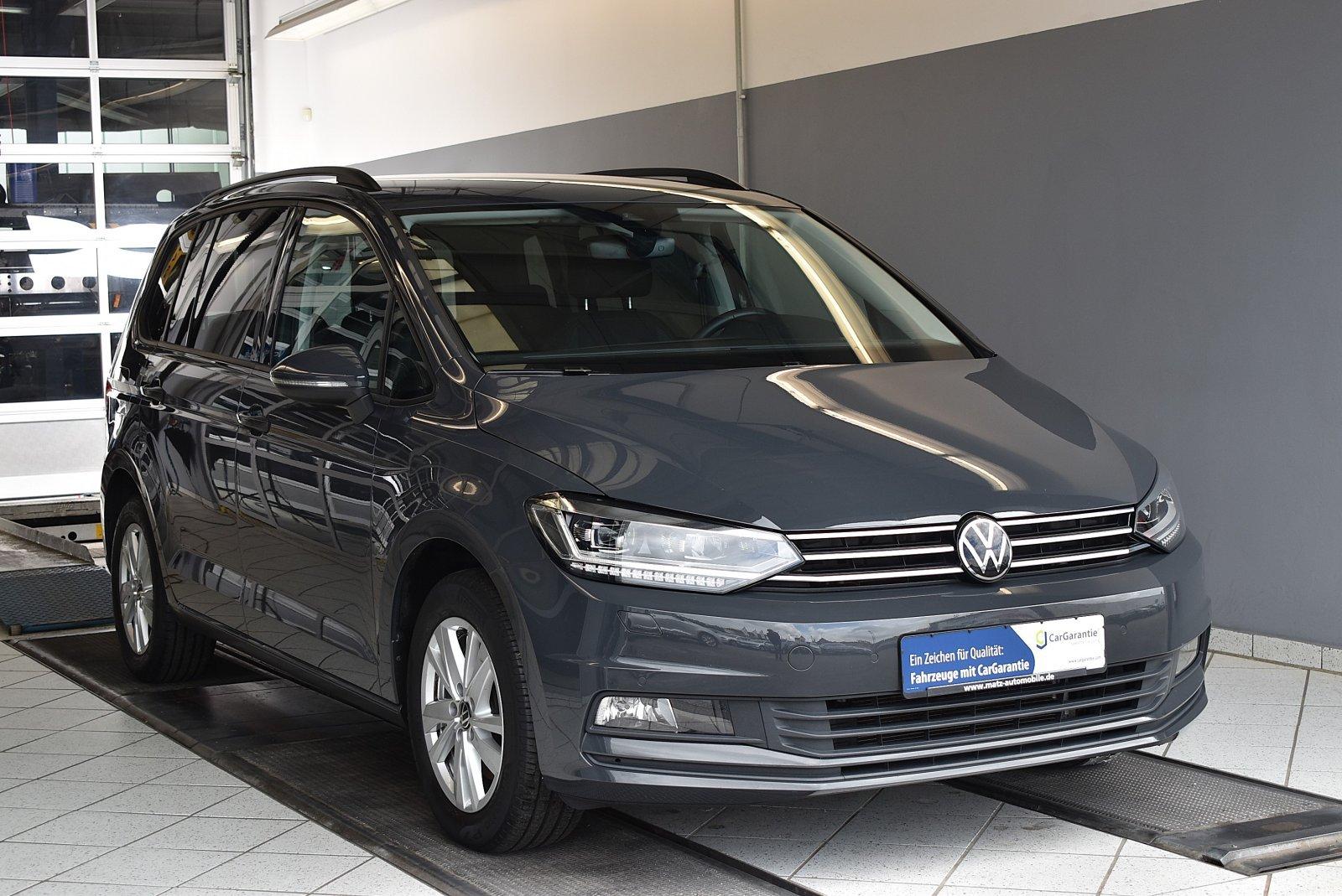 Volkswagen Touran 2.0TDI DSG*Matrix*ACC*Digital Tacho