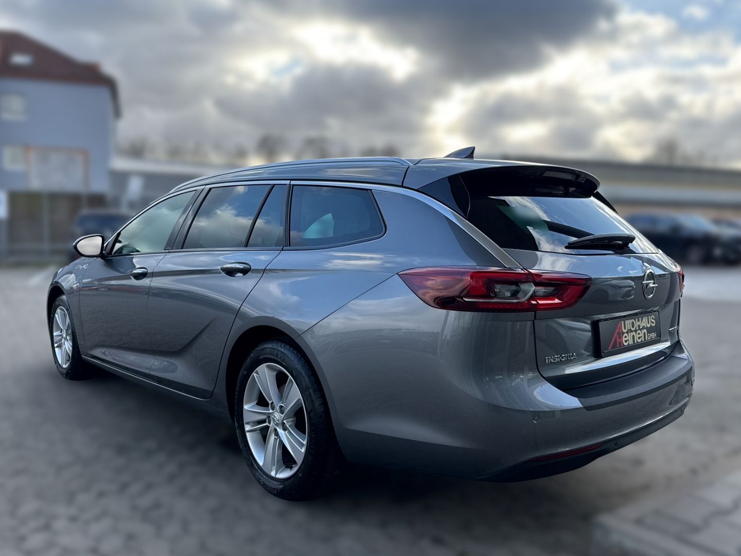 Fahrzeugabbildung Opel Insignia B INNOVATION INSIGNIA 1.5 Sports Tourer