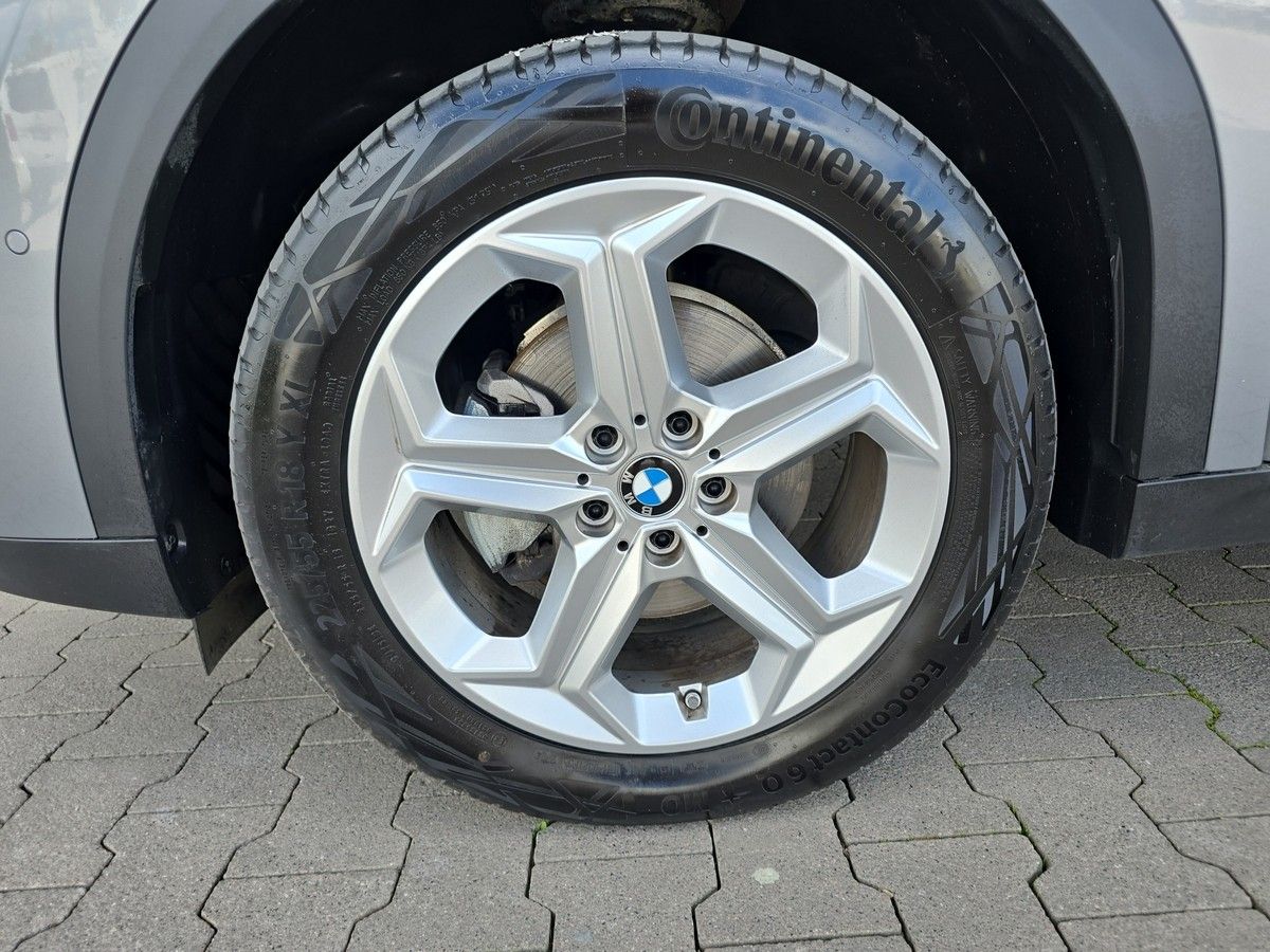 BMW X2 xDr. 20d AHK HUD PANO 360° H&K ICONIC ACC foto 7