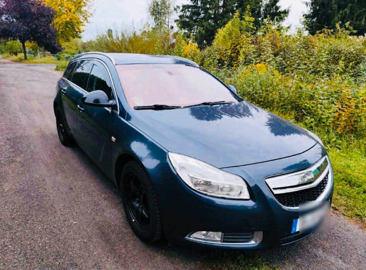 Opel Insignia 2009 — interior