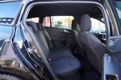 Fahrzeugabbildung Ford Focus Turnier ST-Line X Kamera Navi Carplay ACC