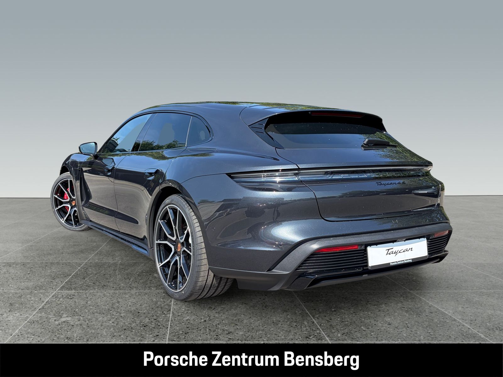 Porsche Taycan 4S Sport Turismo Black Edition imagem 3