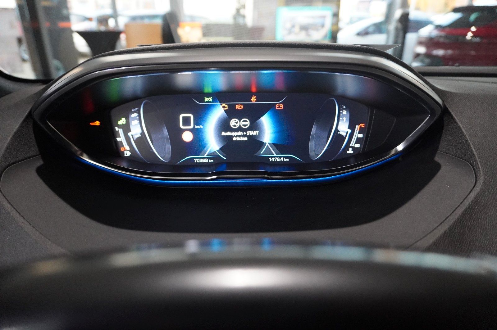 Fahrzeugabbildung Peugeot 5008 1.2T ALLURE GT-LINE 7-SITZ NAVI/LED/KAMERA