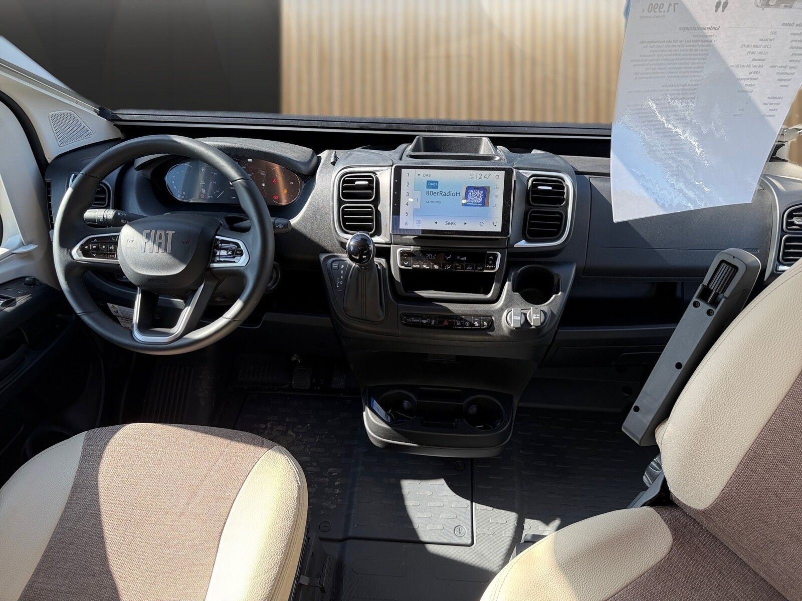 Fahrzeugabbildung Eura Mobil Van V 635 EB Fahrassistenz-, Mondial Plus Paket