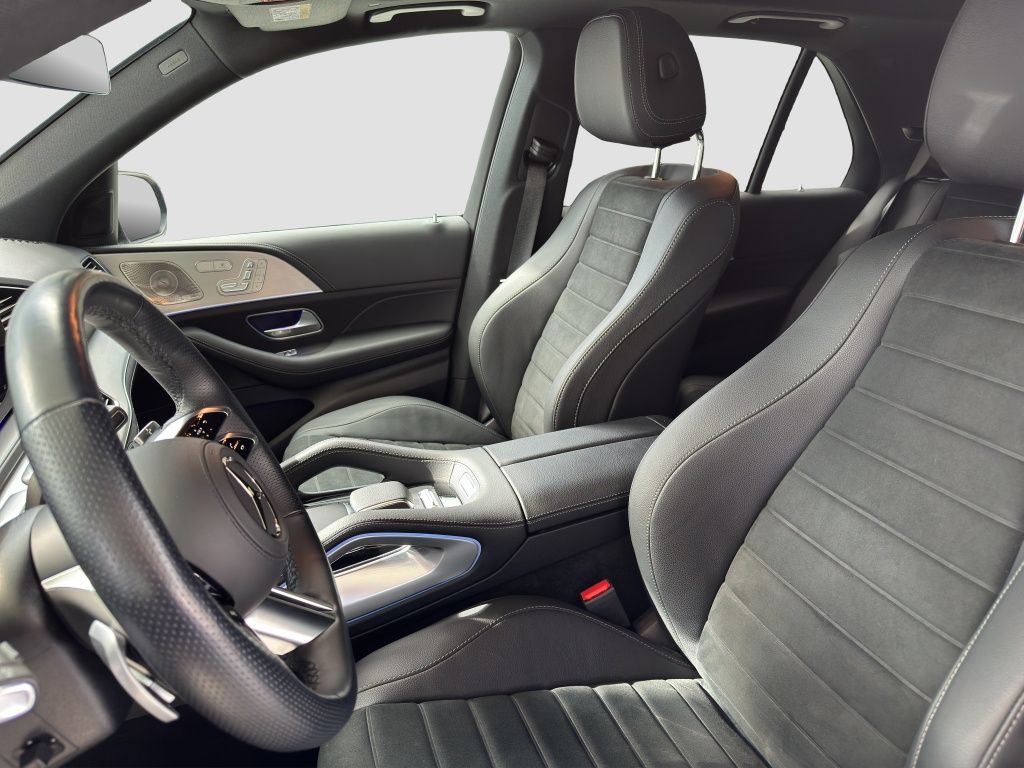 Fahrzeugabbildung Mercedes-Benz GLE 450 d 4MATIC *AMG*AHK*PANO*AIRMATIC*360°