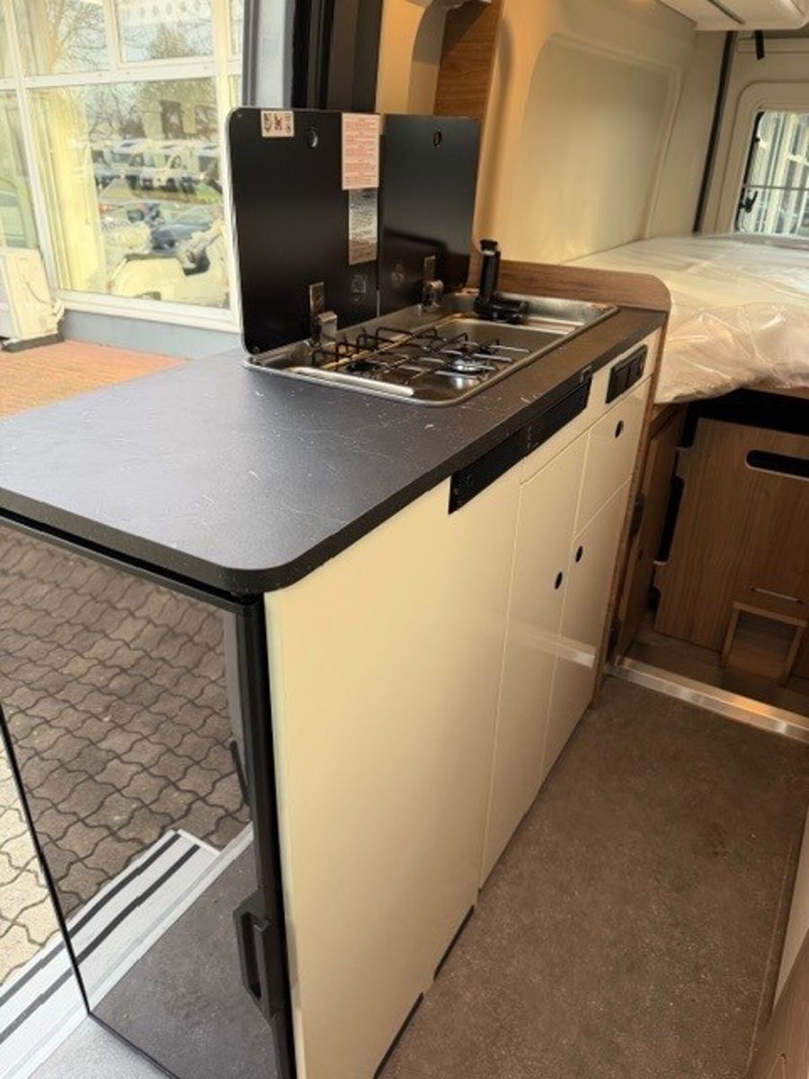 Fahrzeugabbildung CORIGON CV 60 S Solar Markise Travel+ by Hymer