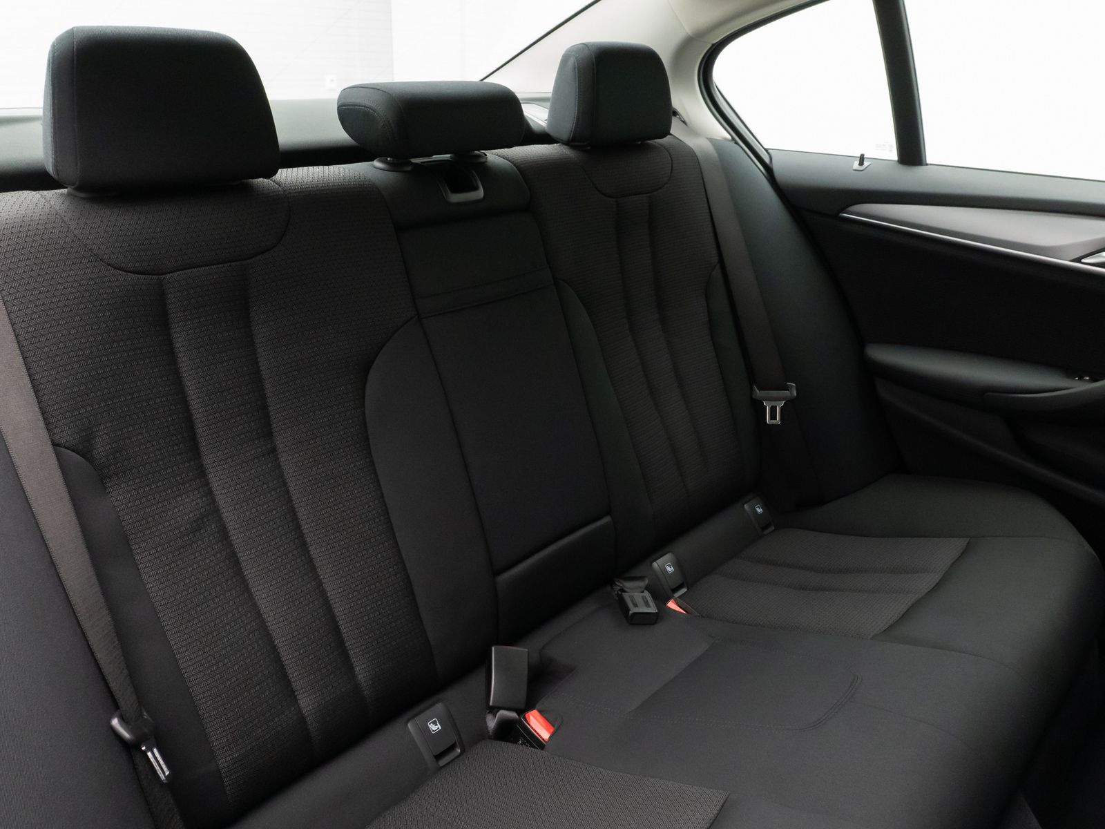 Fahrzeugabbildung BMW 520e Kamera DAB Sport Klima-4Zonen Alarm ParkAss