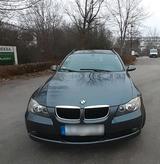 BMW 320i Platzwunder mit NEUEM Tüv - BMW 320 aus 2005: Kombi